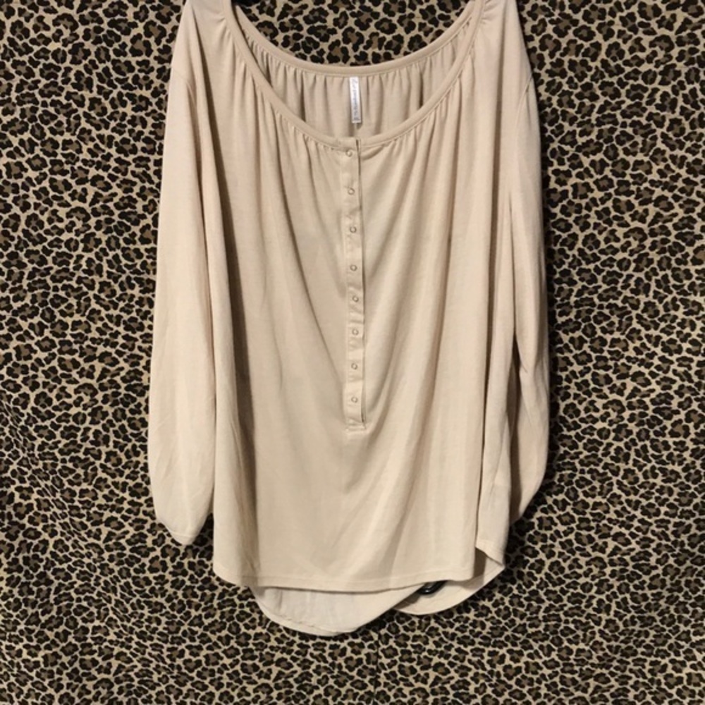 Passports size xl 16-18 womens top S118